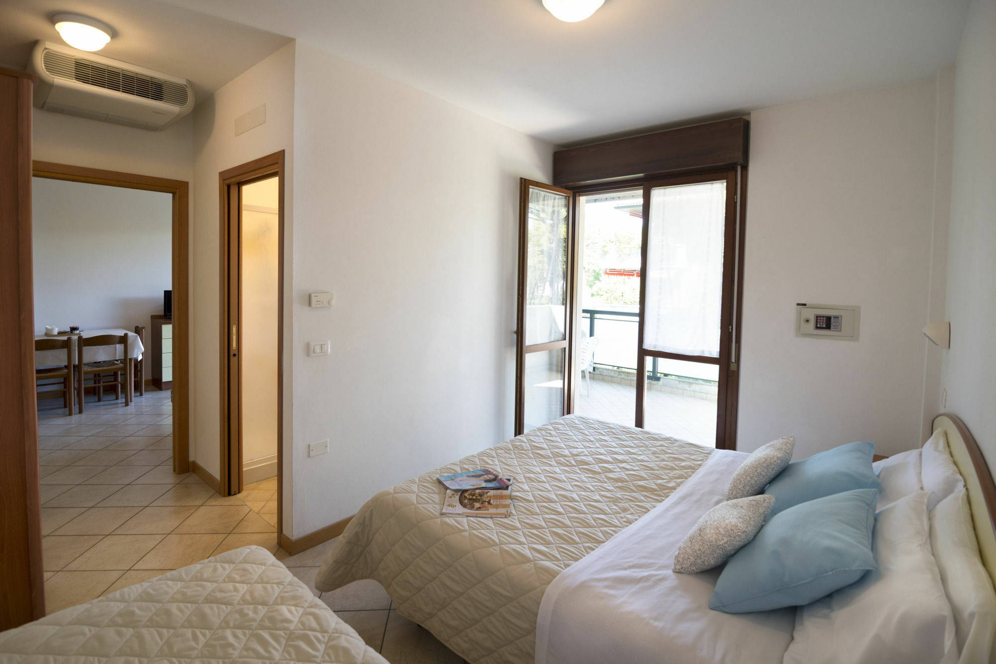 Residence Pineta Verde Милано Мартима Екстериор снимка